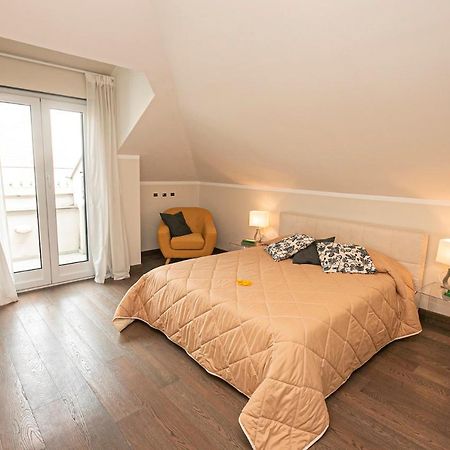 Real Italian Estate - Penthouse Apartment Genoa Luaran gambar