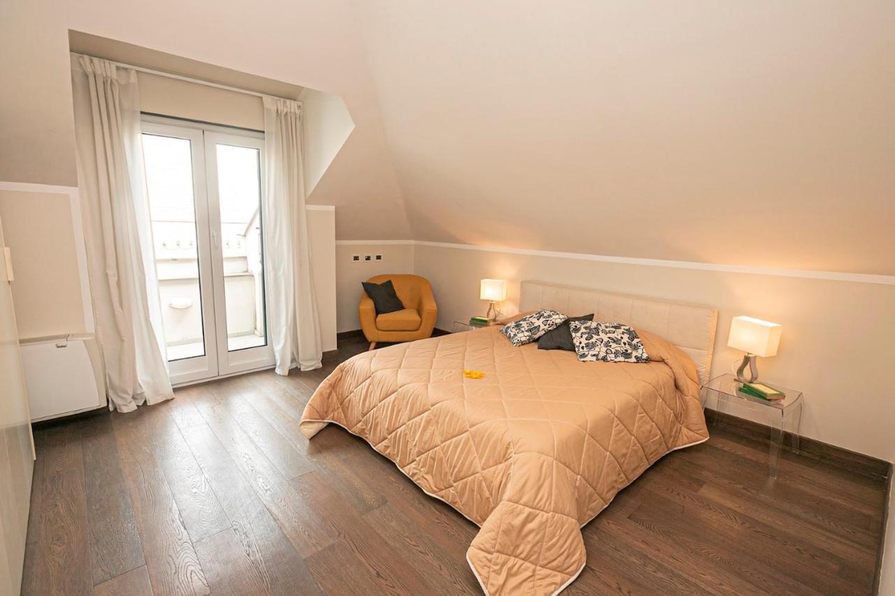 Real Italian Estate - Penthouse Apartment Genoa Luaran gambar
