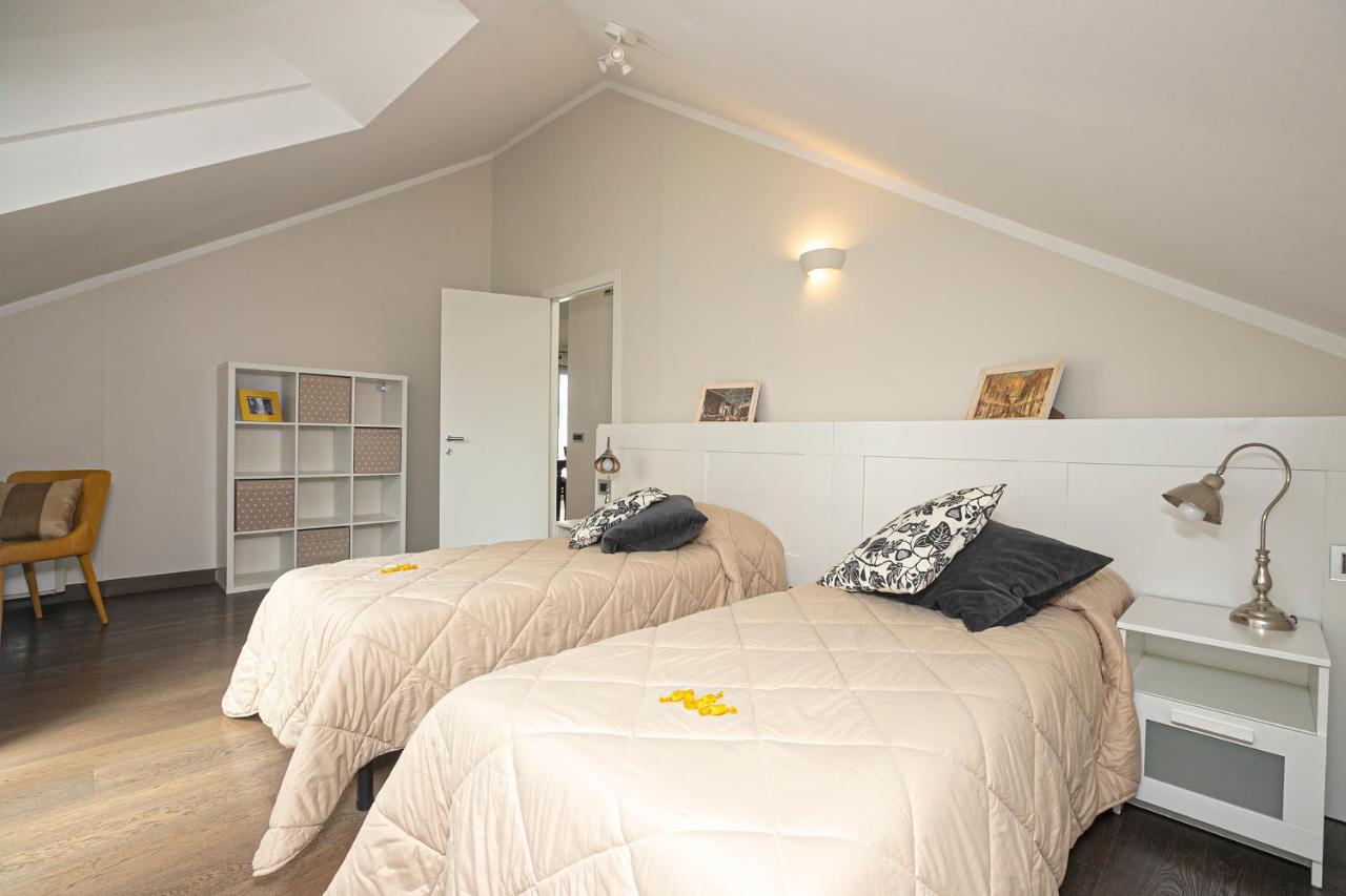 Real Italian Estate - Penthouse Apartment Genoa Luaran gambar