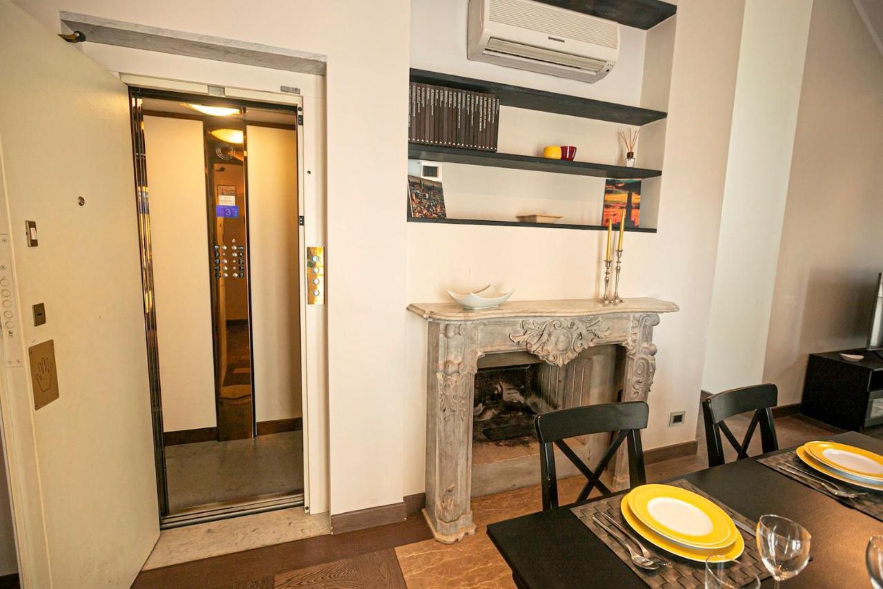Real Italian Estate - Penthouse Apartment Genoa Luaran gambar